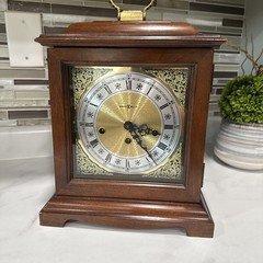 Vintage 1970 Howard Miller Mantel Clock Hermle 340-020A Chimes Works!!!