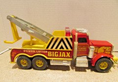 VINTAGE ERTL BIG JAX PETERBILT POWER LIFT SEMI TOW TRUCK BOOM WINCH WRECKER 1/16