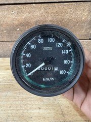 Vintage Estate Fresh Smiths Speedometer Gauge Km/h 0-180