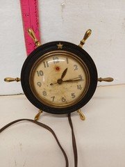 Vintage GE 3H98 Navigator Ship Wheel Clock Telechron Runs Bakelite Nautical