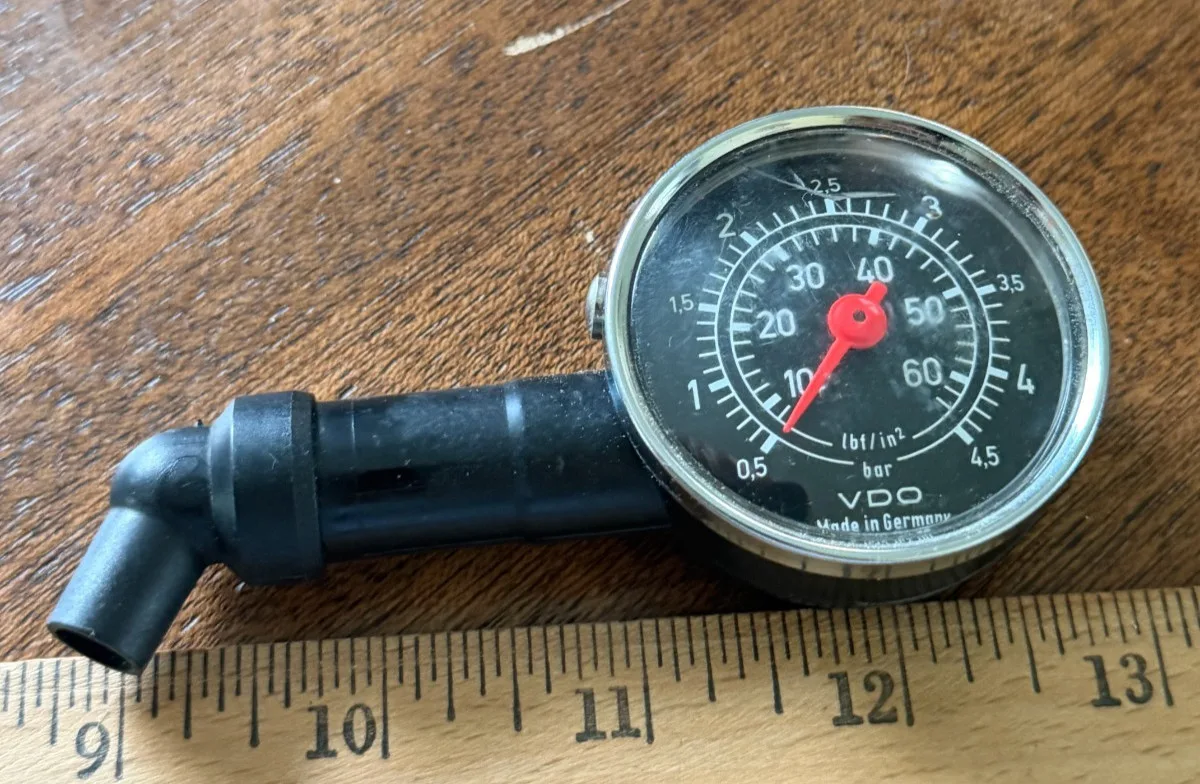 Vintage German VDO Tire Pressure Gage (Untested)