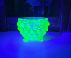 Vintage Green Uranium Jeanette Depression Glass Cube Pattern Glows in the dark