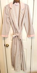 Vintage KAYSER Robe Women's Large MCM Nylon Pink White Striped Full Length
