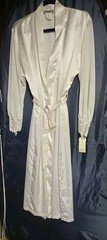 Vintage Lord & Taylor Silky Wedding Bathrobe Size Small Beautiful Lace (A-2)