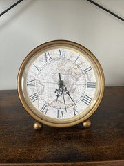 Vintage Pier 1 Desktop Clock World Map Works Great! 