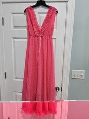 Vintage Pink Womens Nightgown. Sz. M. POLAND. 1950s/1960s