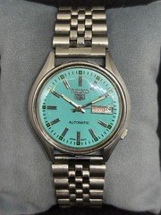 Vintage Refurbished Seiko 5 Automatic Day/Date Japan Men's Wrist Watch 