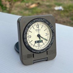 Vintage SEIKO QQ512N World Alarm Travel Clock Japan Alarm System Is Not Good.