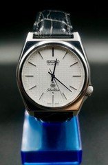 Vintage Seiko SilverWave unisex quartz watch. 7121-8010. Nice face.