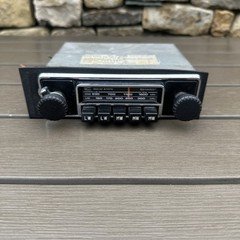 Vintage Sharp AR 947A Classic Car Radio, Solid State