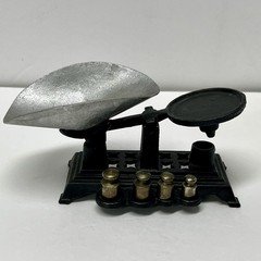 Vintage Small Miniature Cast Iron Balance Scale With Scoop, 4 Brass Weights.