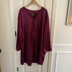 Vintage Solange Satin Burgundy Nightgown House Dress Women’s Size 26/28