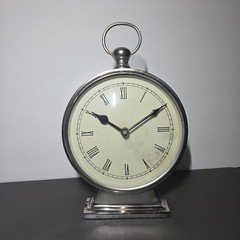 Vintage Style Pocket Watch Desk Clock Silver Roman Numeral Battery Operated