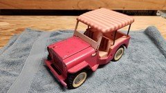 VINTAGE Tonka Pink Beach Surrey Jeep, Truck, Pressed Steel Toy Vehicle