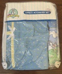 VTG Baby Looney Tunes 3 Piece Playday Accessory Set Crib Skirt Flannel Receiving