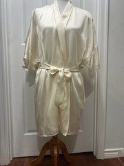 VTG Delicates JCPenney 100% Silk Robe XL Ivory White Kimono Wrap Satin 9106