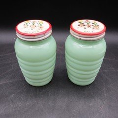 Vtg Fire King Jadeite TULIP LIDS SALT PEPPER shaker set 1950s Beautiful HTF