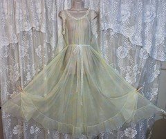 VTG MISS ELAINE ONE SIZE ULTRA SHEER FULL Palest Pastels Chiffon Nightgown Gown