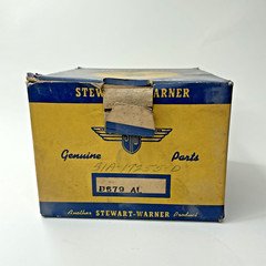 Vtg Original STEWART WARNER WING GAUGE BOX 6 1/4” x 6 1/2” x 5” Advertising Auto