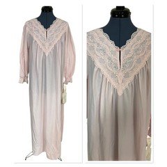 Vtg Vanity Fair Hushabye Pink Lace Long Sleeve Maxi Nightgown Cottage Coquette M