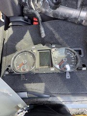 VW PASSAT 2011 B7 3C 2.0 TDI CFF Speedometer Clocks 3AA920970A