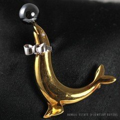 Wempe Diamond 18K Yellow Gold Seal in Bow Tie Pin Brooch