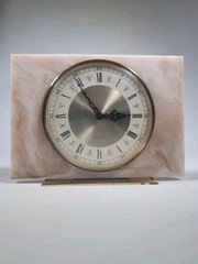 Westclox Scotland Quartz Vintage Mantel, desk clock For Parts Repair Display