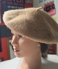 Women's Beige Wool Felt Beret Hat, Solid, One Size Casual Fall/Winter