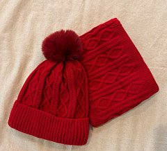 Women's Red/White Cable Knit Pom Pom Beanie & Lined Scarf Set One Size
