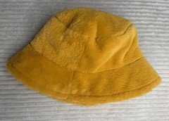 Women’s Yellow Faux Fur Bucket Hat, Solid One Size Fall Winter Casual Travel