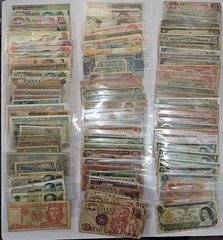 World Currency Banknote – (1) Note Lot - Vintage Foreign Paper Money +Discounts!