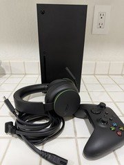 X Box Series x + x Box Headset and Controller