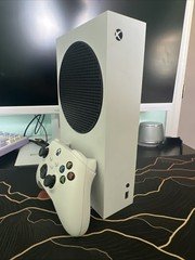 Xbox Series S 512GB Console With Controller And Cords