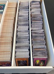 Yugioh TCG Bulk Lot 7000 Random Cards 100 HOLOS English INSTANT COLLECTION