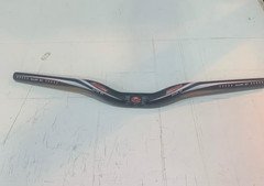 Zoom Handlebar 60mm Rise, 31.8mm Clamp, 620mm Width, Black 10 degree baccksweep